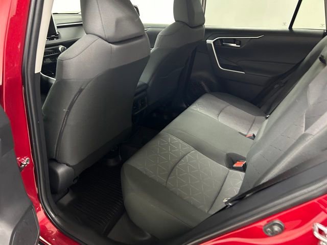 Used 2025 Toyota RAV4 XLE w/ Convenience Package image 15