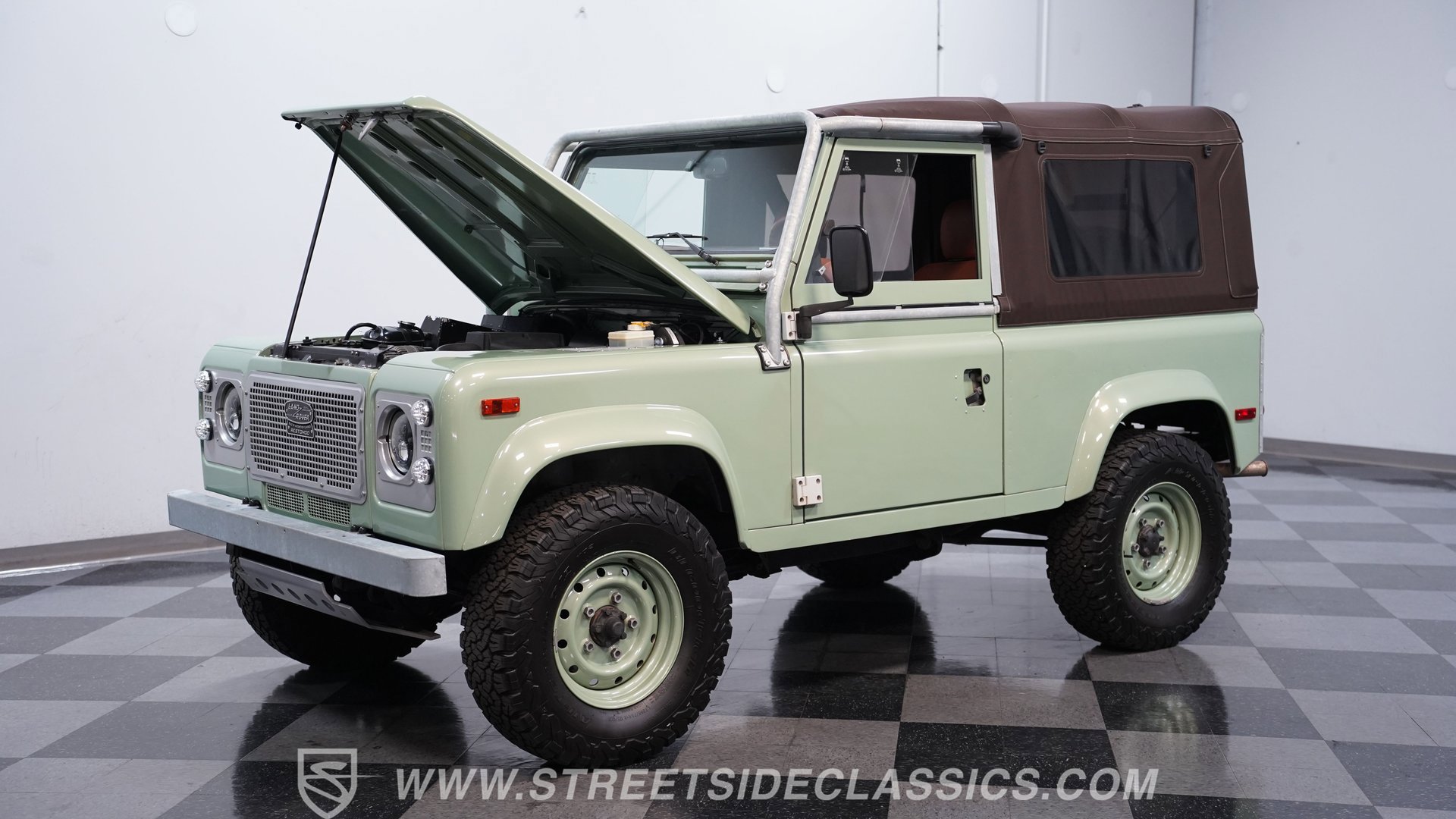 Used 1997 Land Rover Defender 90 AWD/4WD image 26