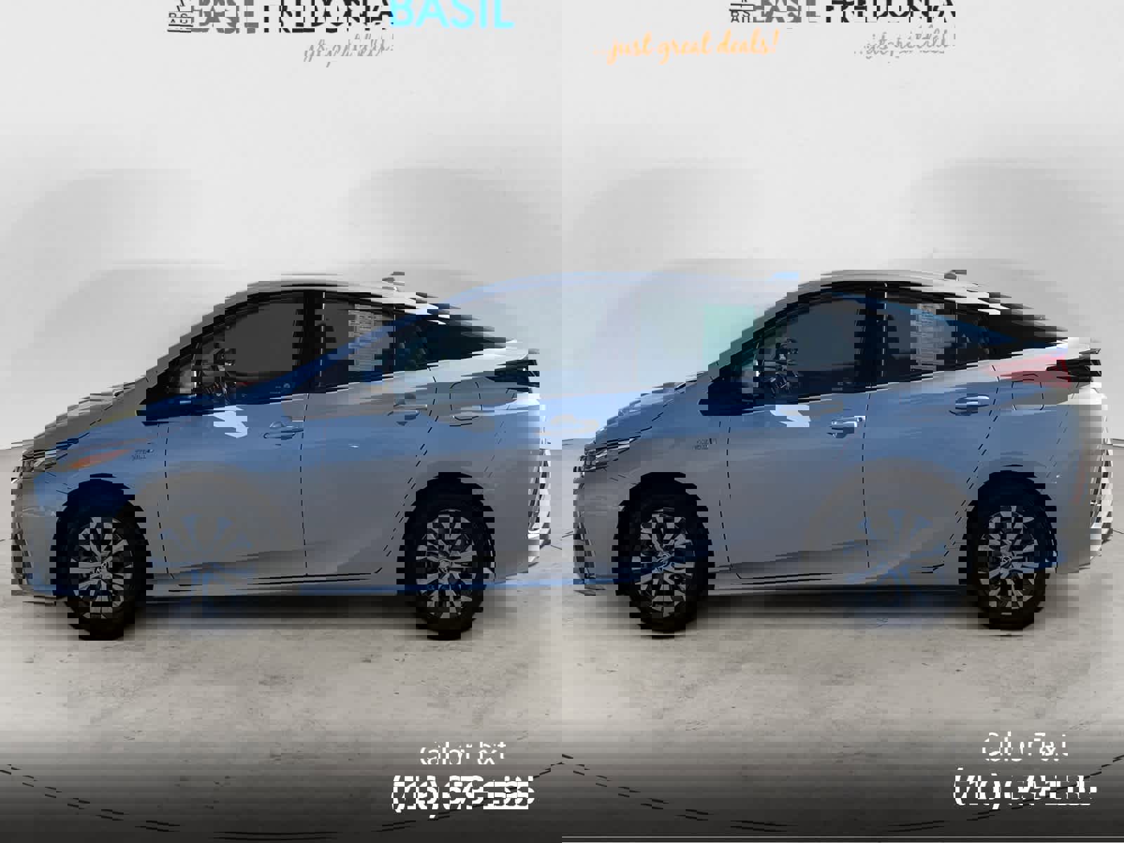 Used 2020 Toyota Prius Prime LE image 2