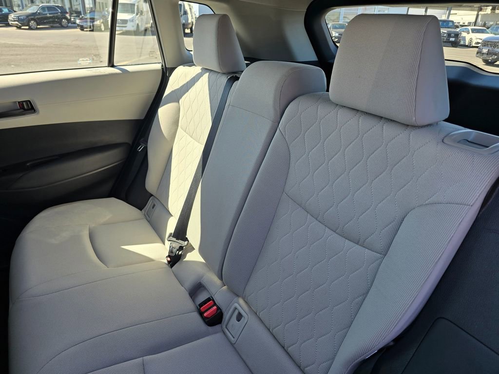 Used 2023 Toyota Corolla Cross L image 19