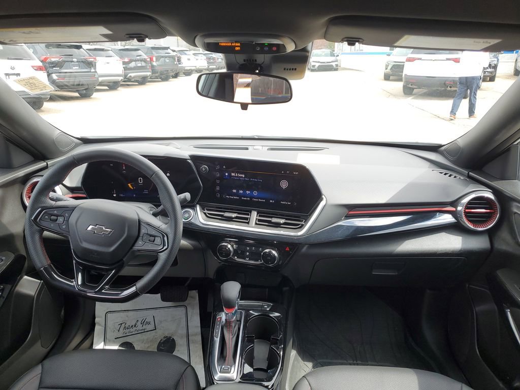 Certified 2024 Chevrolet Trax RS w/ Driver Confidence Package image 28