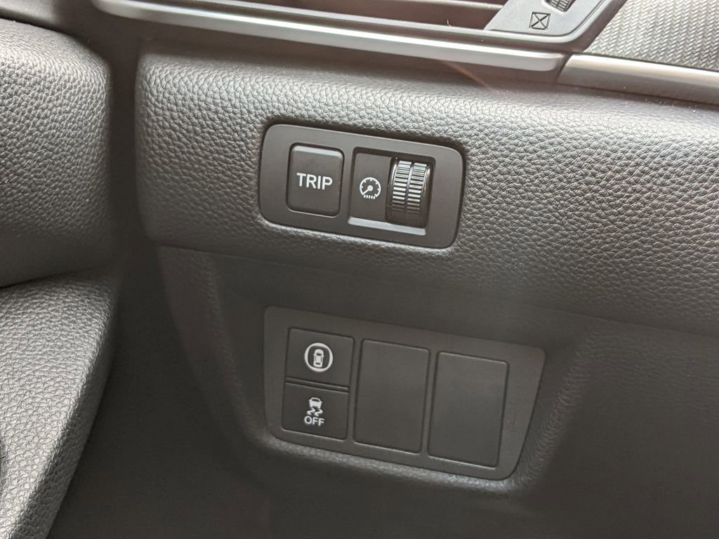 Used 2019 Honda Accord Sport image 11