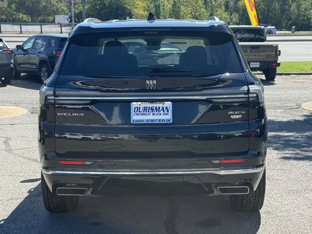 Used 2025 Buick Enclave Avenir w/ Super Cruise Package FWD image 4