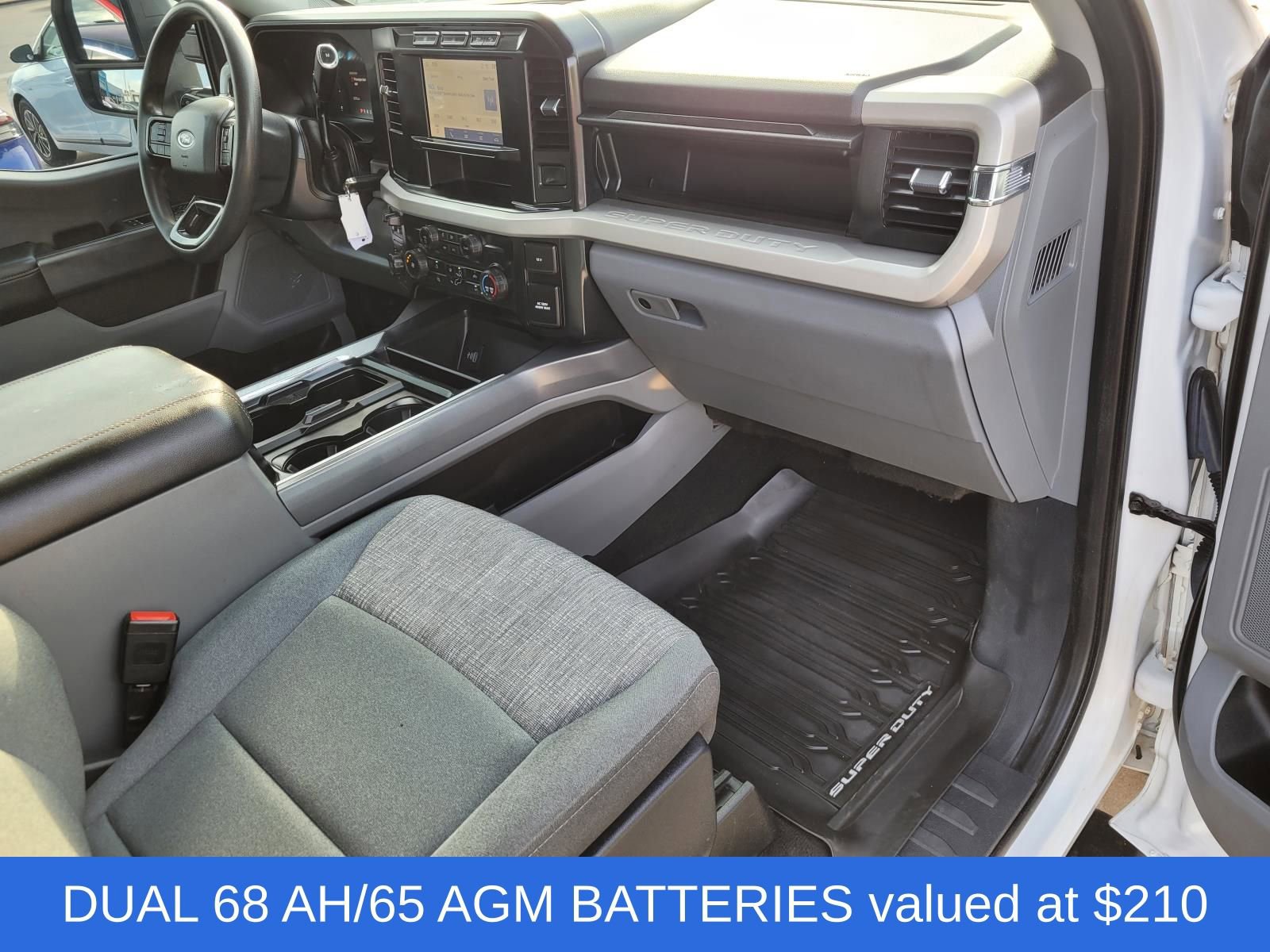 Used 2023 Ford F250 XLT w/ FX4 Off-Road Package image 10