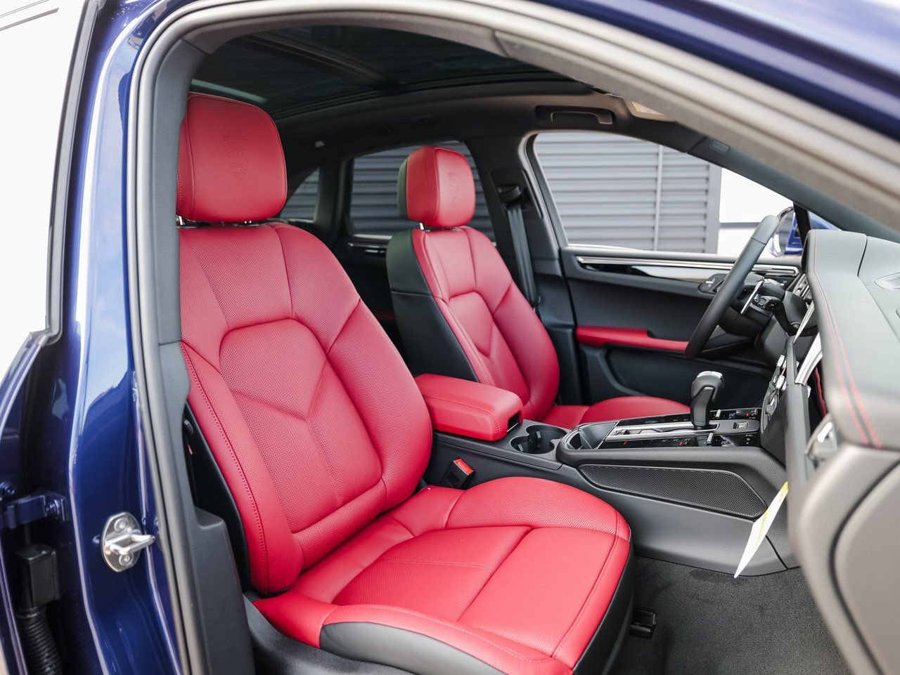 Certified 2026 Porsche Macan S AWD/4WD image 29