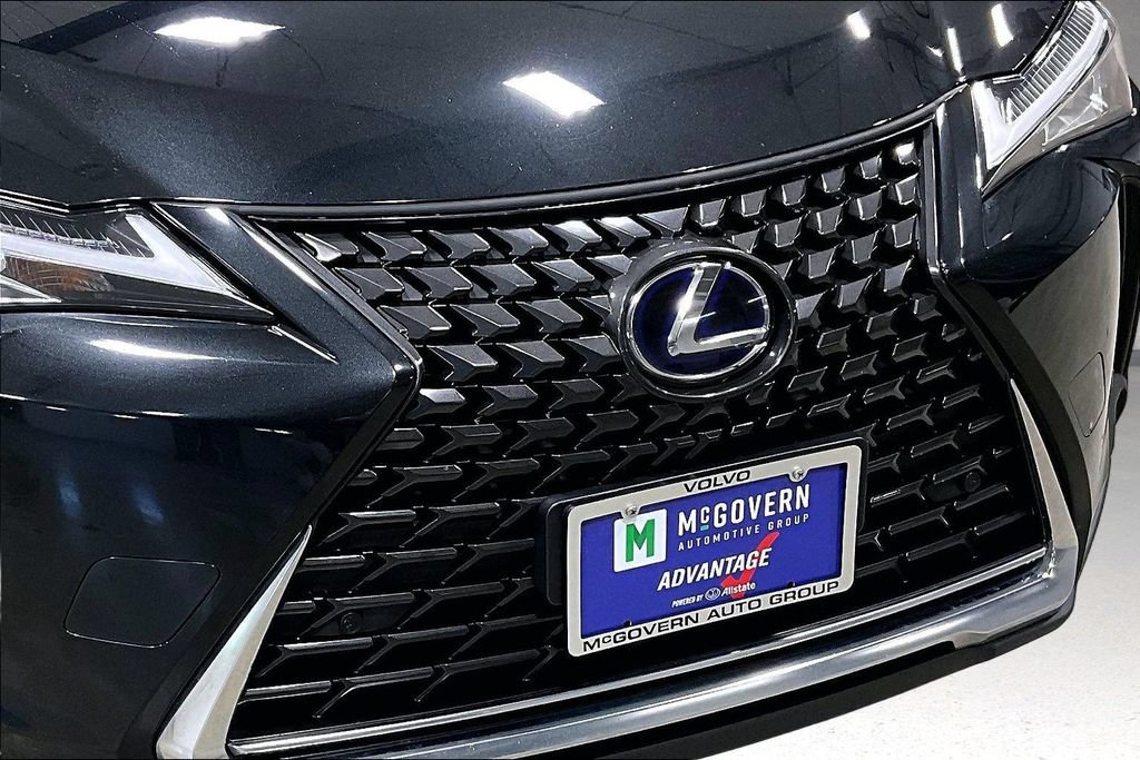 Used 2022 Lexus UX 250h w/ Premium Package AWD/4WD image 33