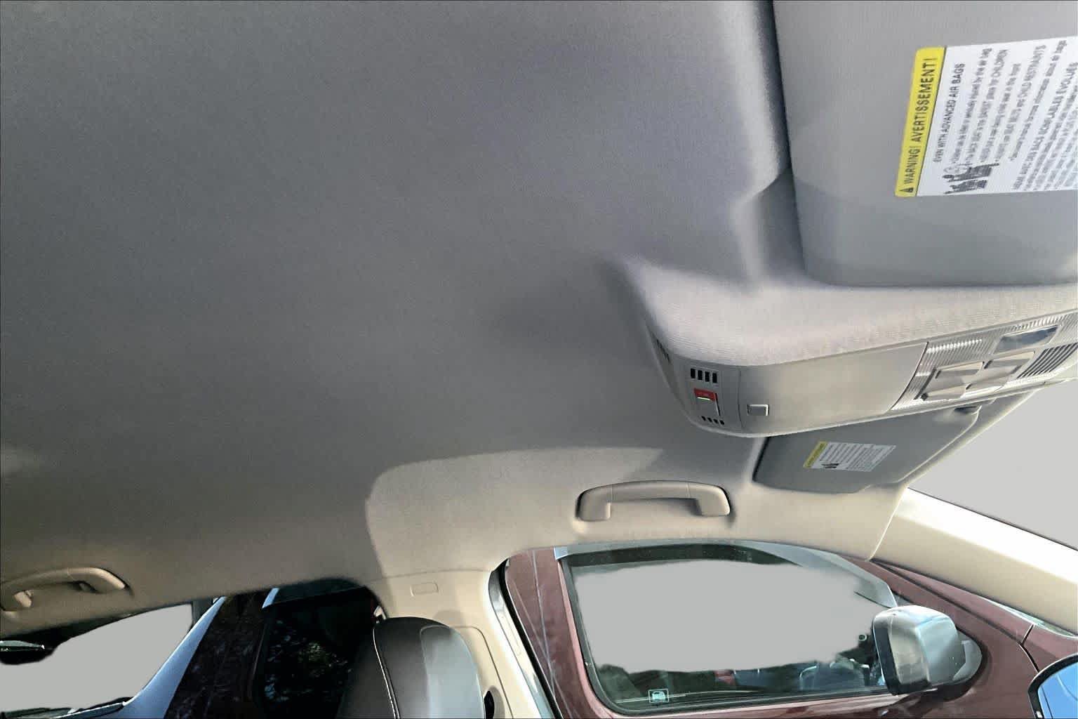 Used 2024 Volkswagen Tiguan SE FWD image 14