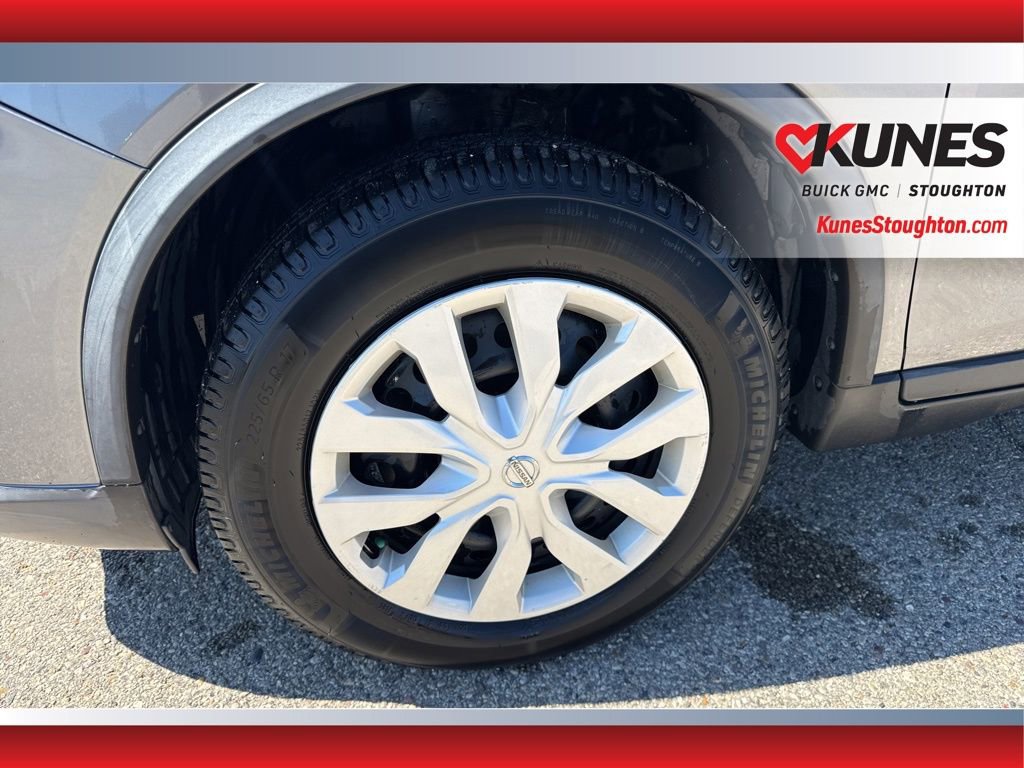 Used 2016 Nissan Rogue S FWD image 15