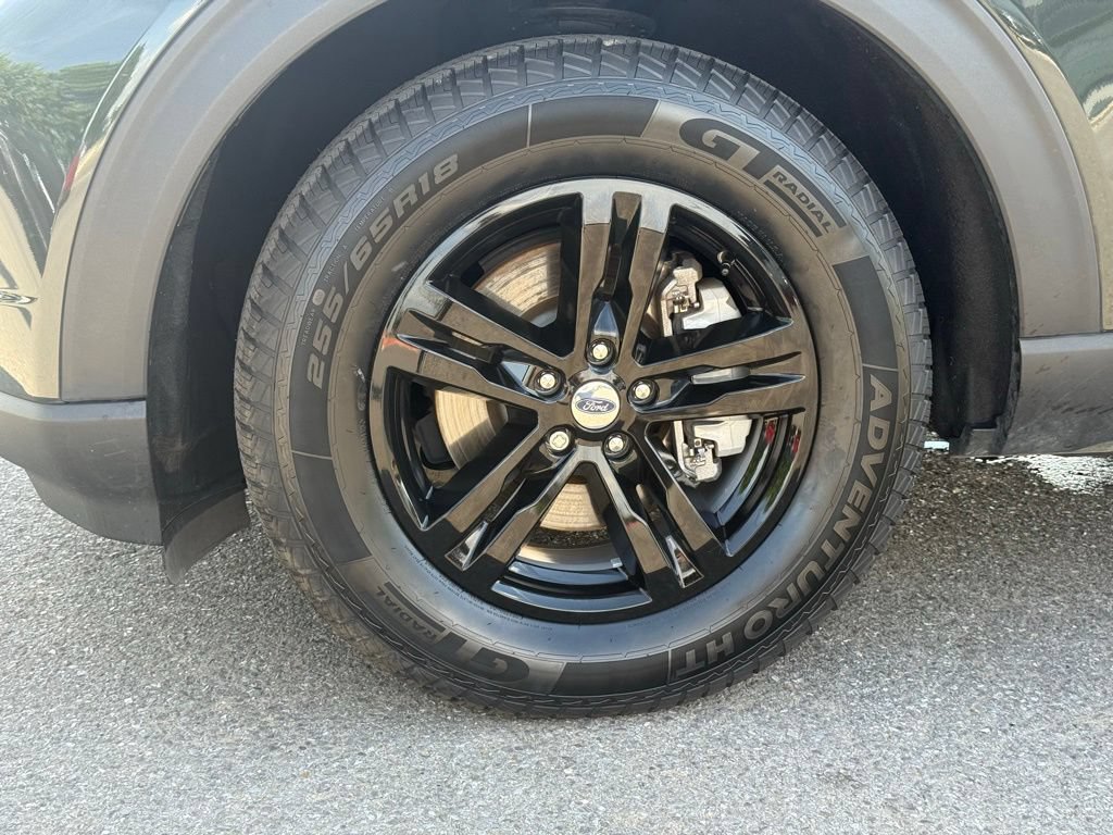 Used 2023 Ford Explorer XLT RWD image 34