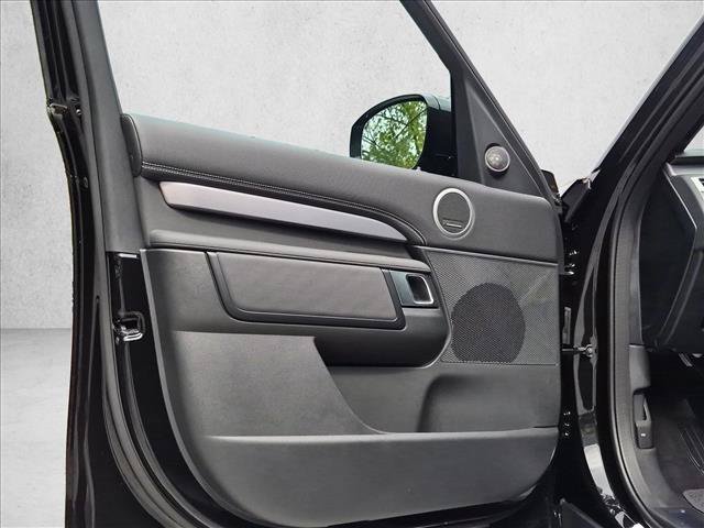 New 2026 Land Rover Discovery Limited Edition AWD/4WD image 9