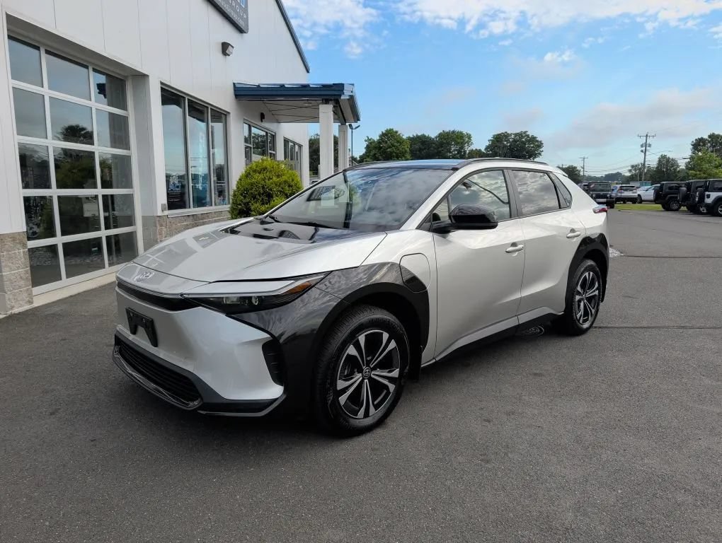 Used 2024 Toyota bZ4X AWD w/ Weather Package image 7
