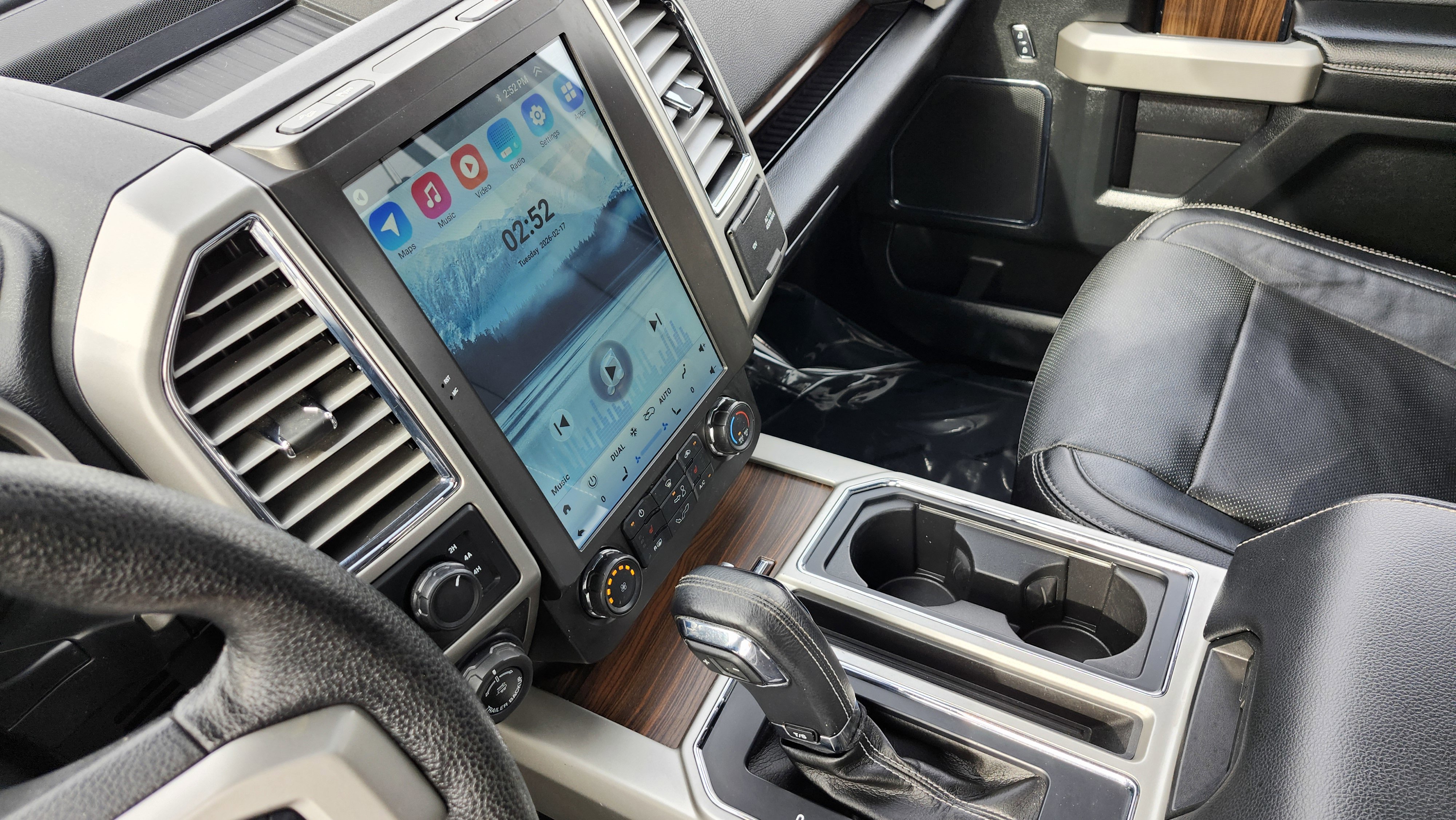 Used 2016 Ford F150 Lariat image 33