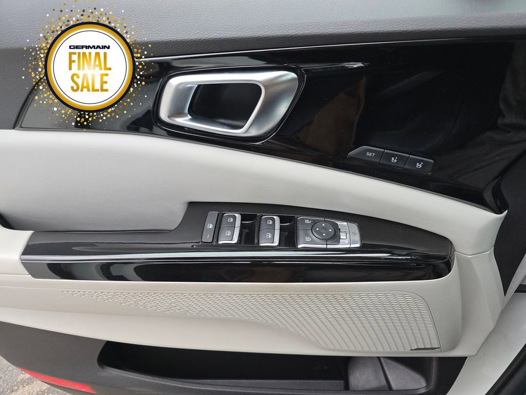 Certified 2022 Kia Carnival SX Prestige image 24