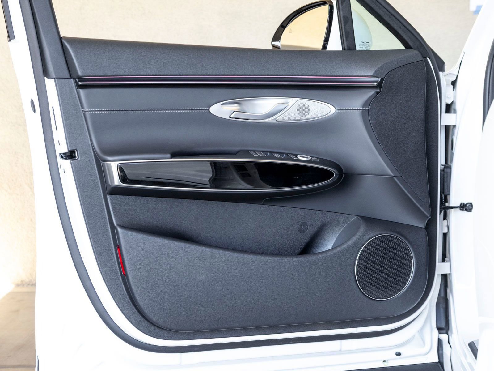 Used 2026 Genesis GV70 2.5T AWD/4WD image 13