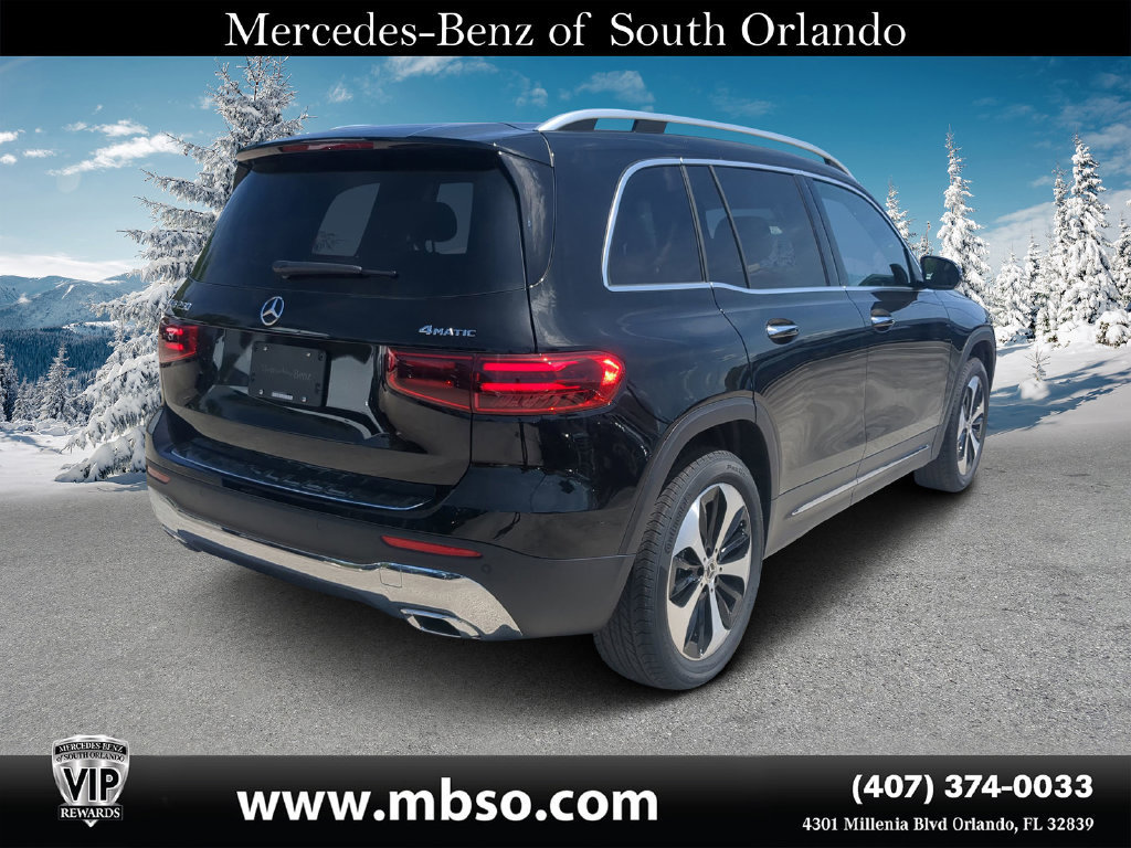 Used 2024 Mercedes-Benz GLB 250 4MATIC image 2