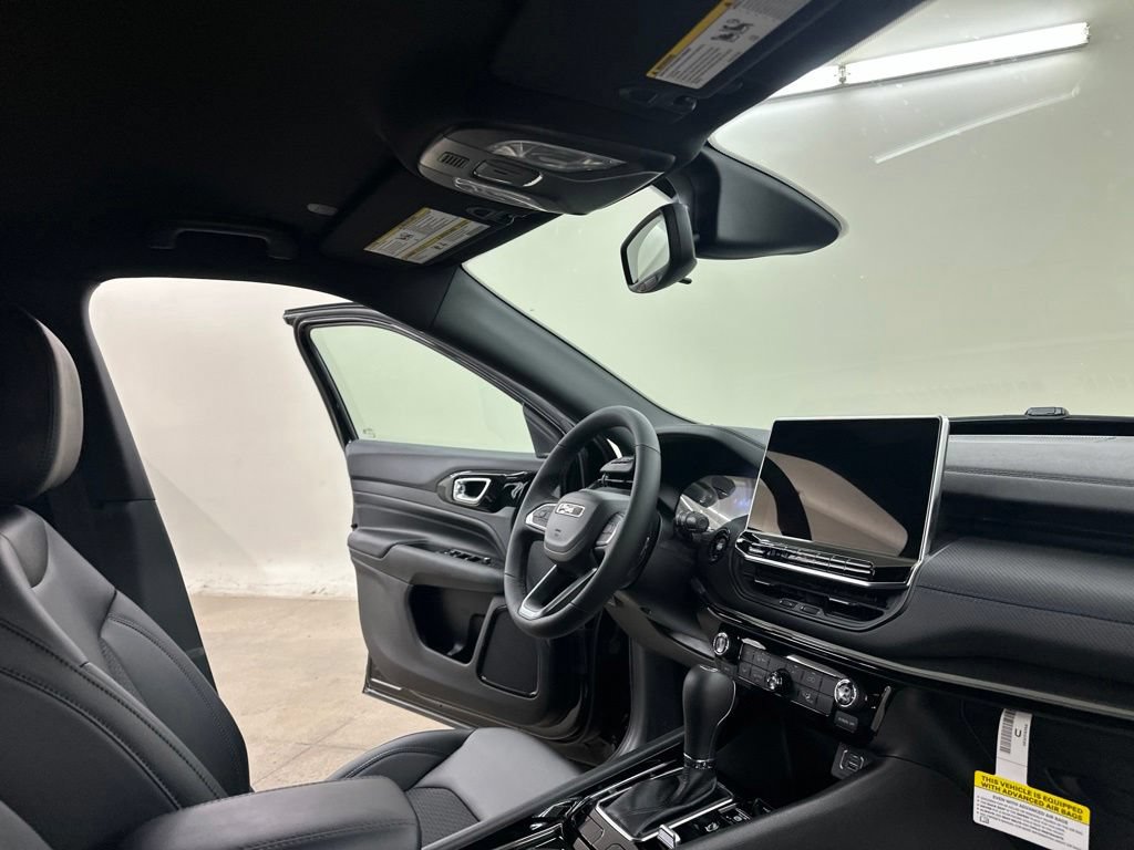 New 2026 Jeep Compass Latitude AWD/4WD image 20
