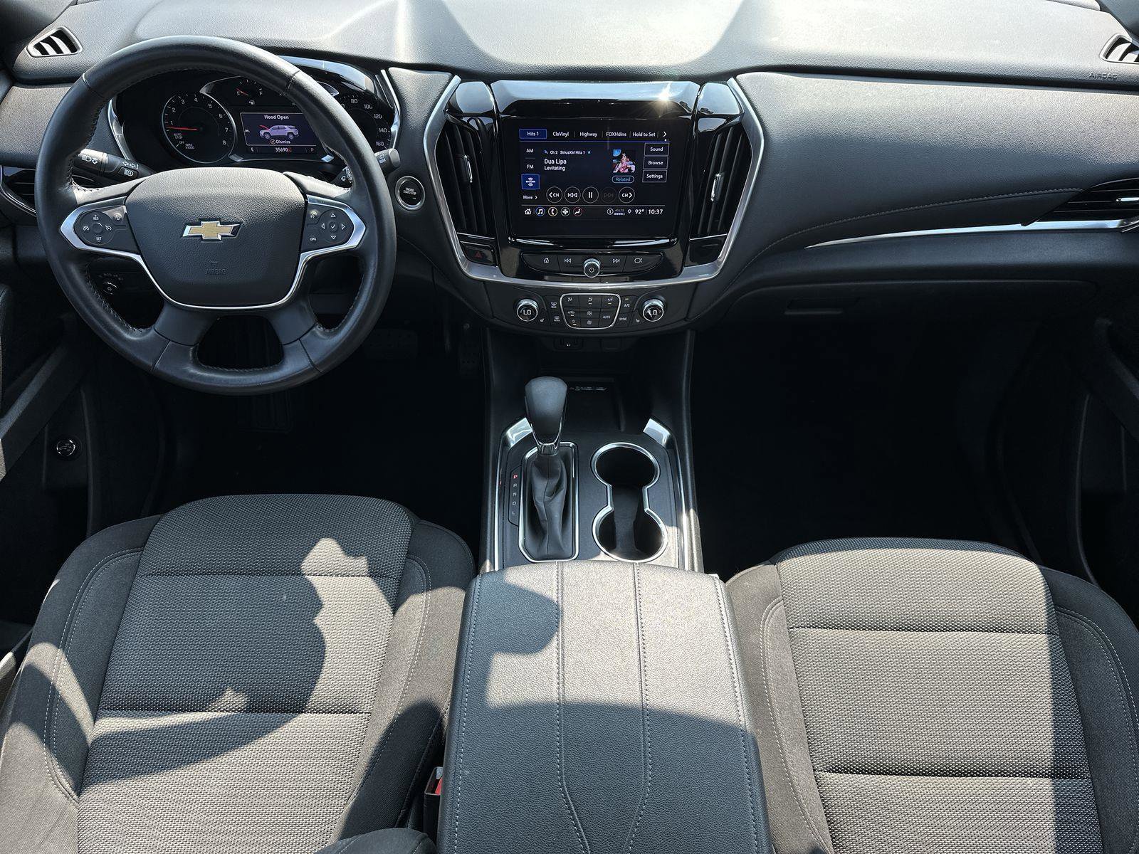 Used 2022 Chevrolet Traverse LT image 21