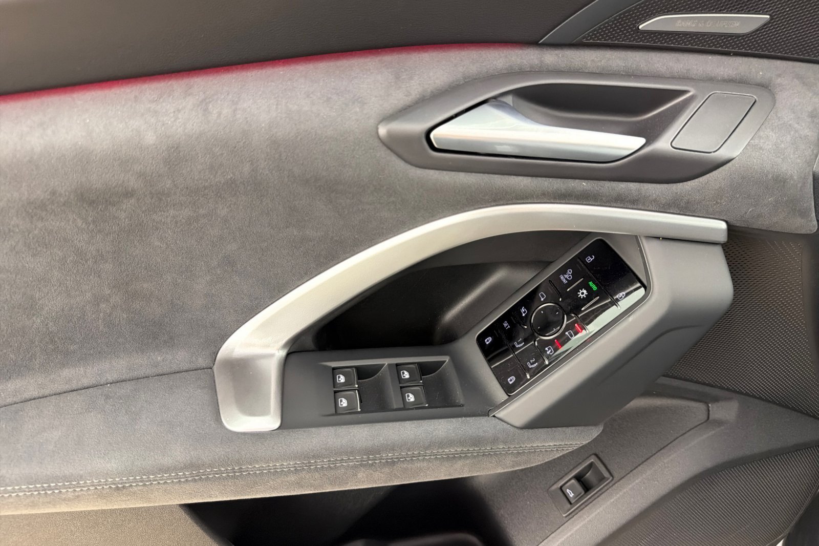 New 2026 Audi SQ5 Premium Plus AWD/4WD image 10