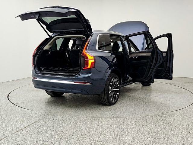 Certified 2025 Volvo XC90 T8 Ultra w/ Protection Package Premier image 11