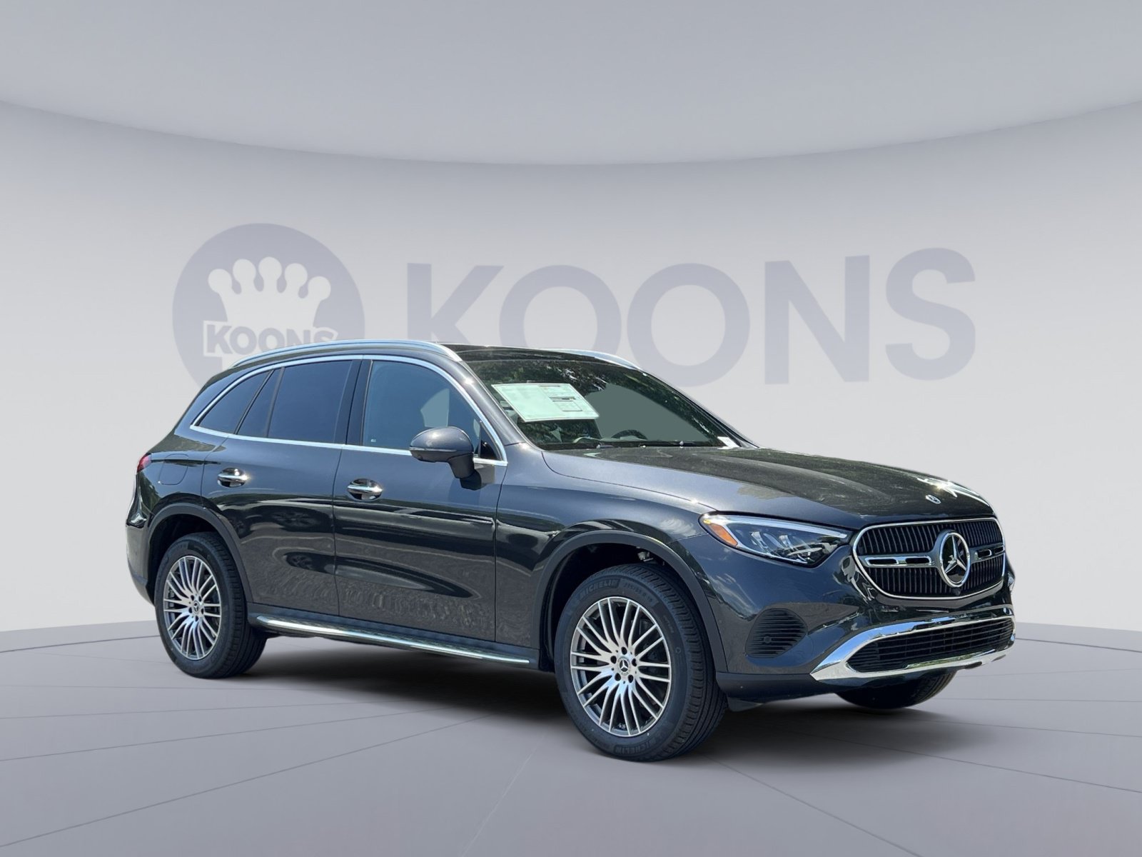 New 2026 Mercedes-Benz GLC 300 4MATIC image 2
