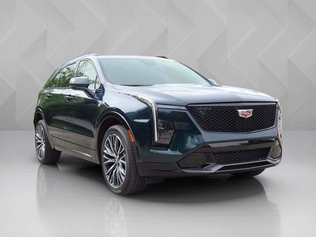 Used 2025 Cadillac XT4 Sport w/ Technology Package AWD/4WD image 6