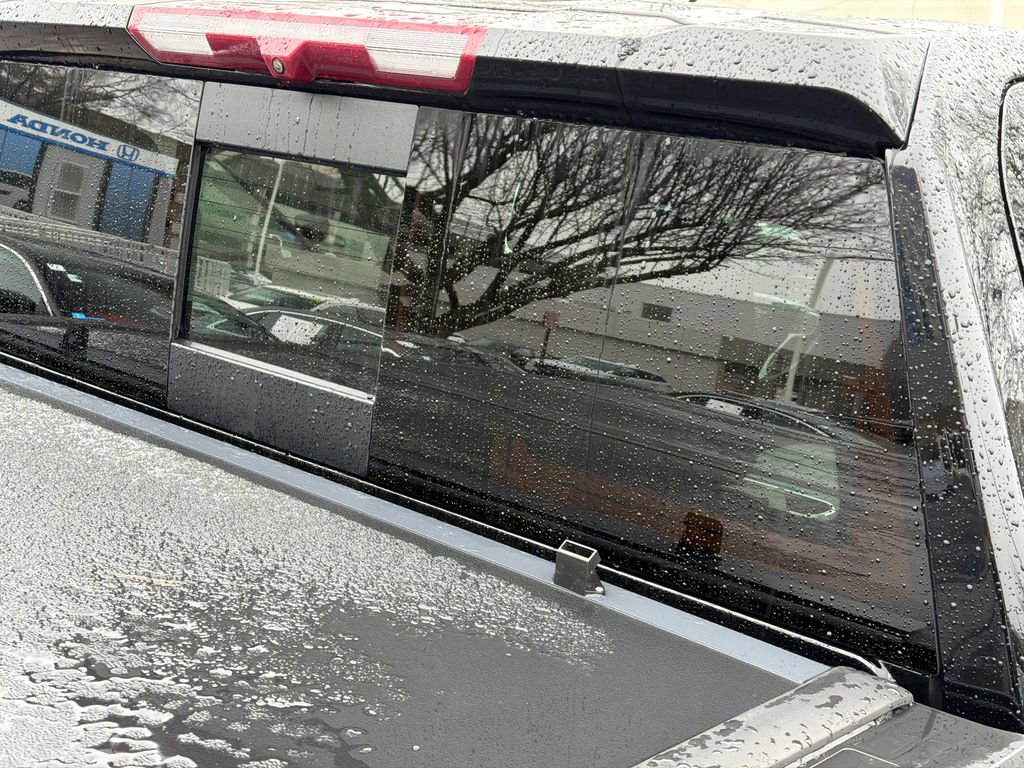 Used 2023 Chevrolet Silverado 1500 High Country image 10