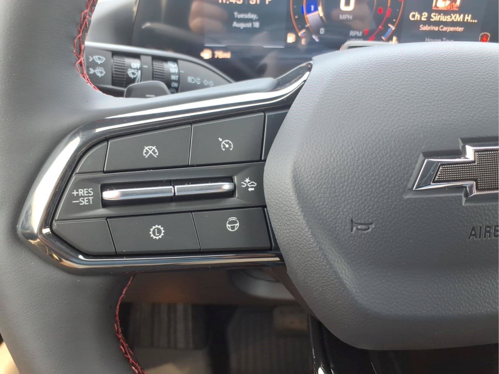 New 2027 Chevrolet Traverse RS w/ LPO, Floor Liner Package FWD image 20