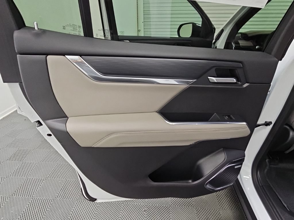 New 2026 GMC Acadia Elevation w/ Black Edition FWD image 35
