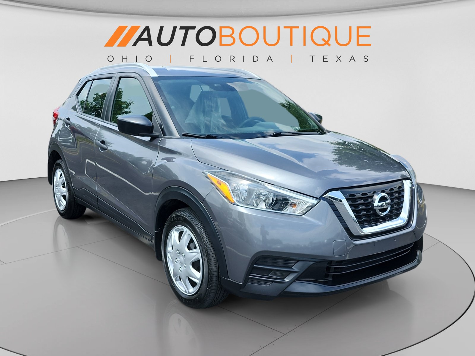 Used 2019 Nissan Kicks S FWD image 7