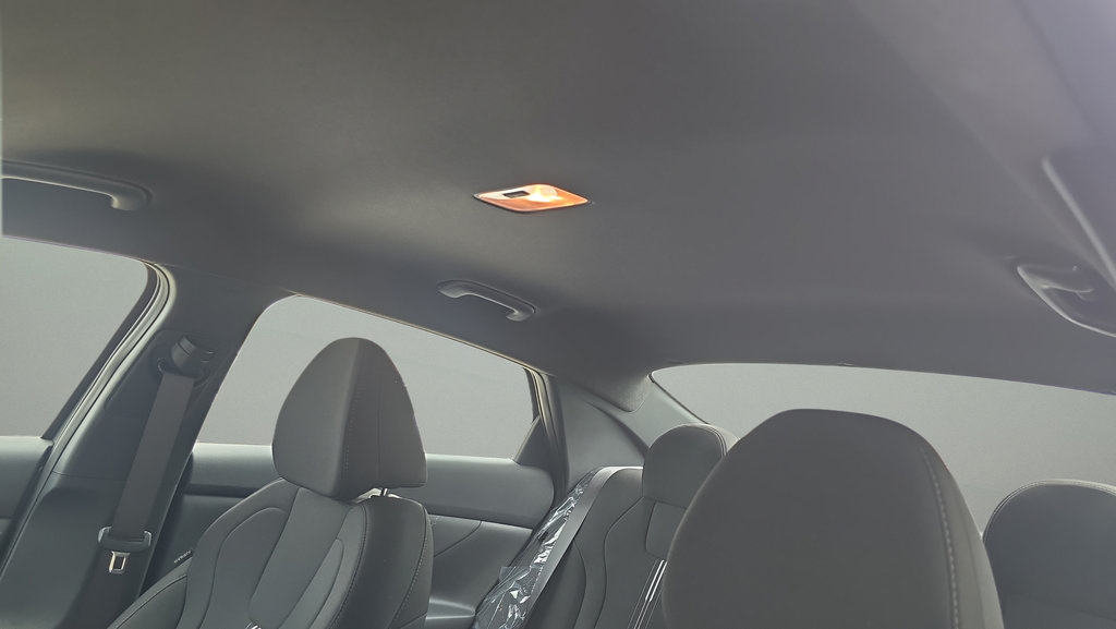 New 2026 Hyundai Elantra Sport FWD image 15