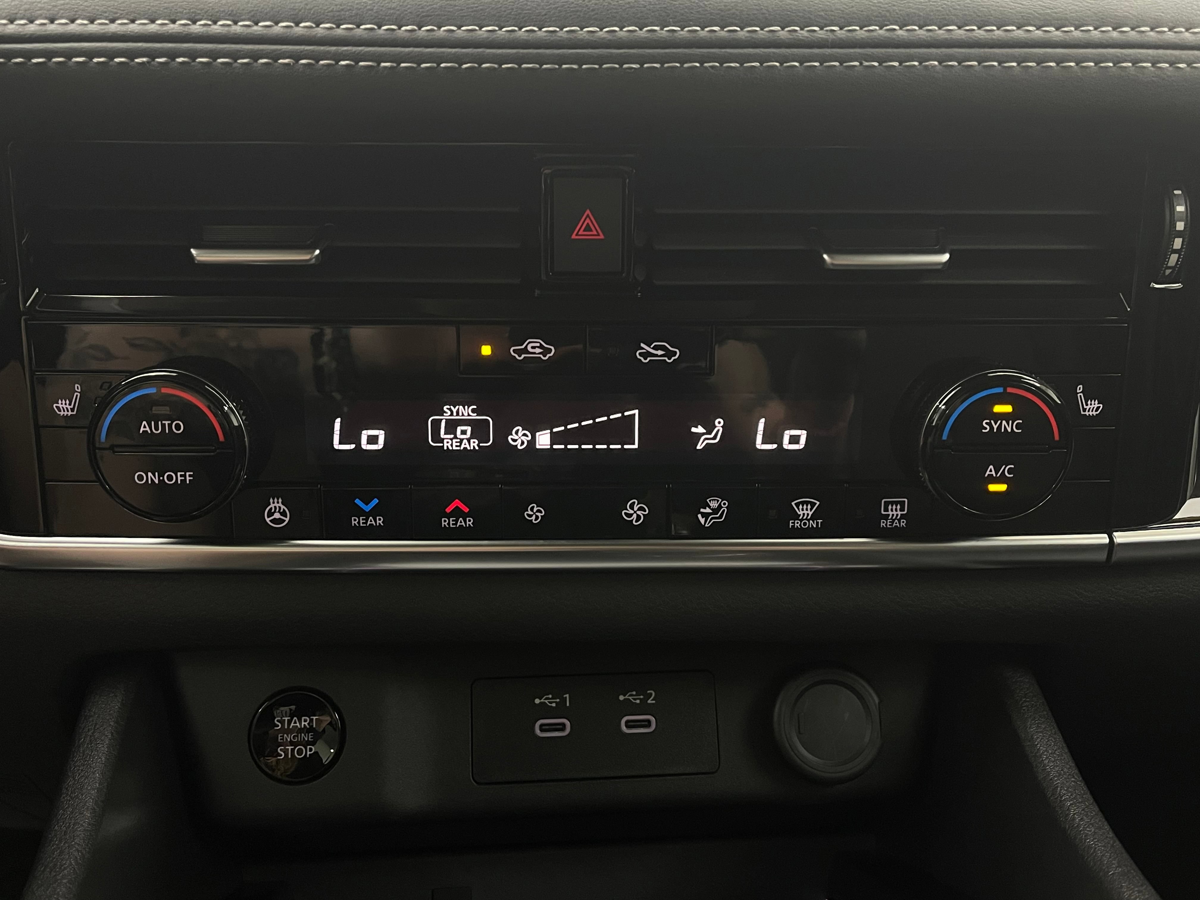 Used 2024 Nissan Rogue SL w/ SL Premium Package FWD image 32