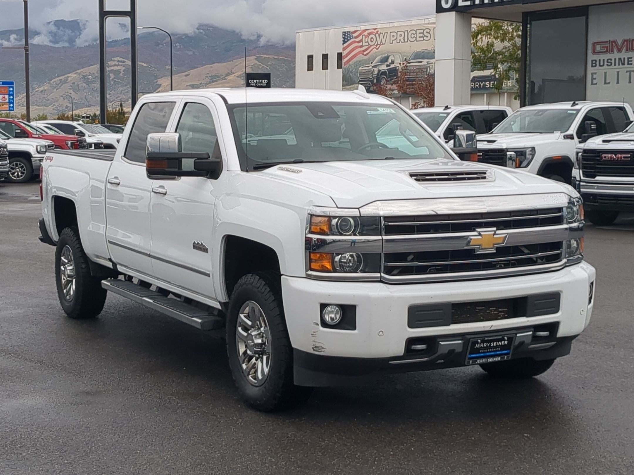 Certified 2019 Chevrolet Silverado 3500 High Country w/ Duramax Plus Package AWD/4WD image 8