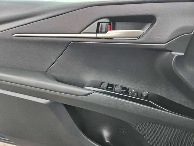 Used 2025 Toyota Camry LE FWD image 20