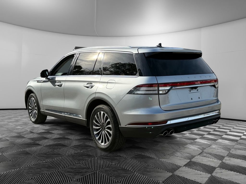 Used 2024 Lincoln Aviator Reserve image 3
