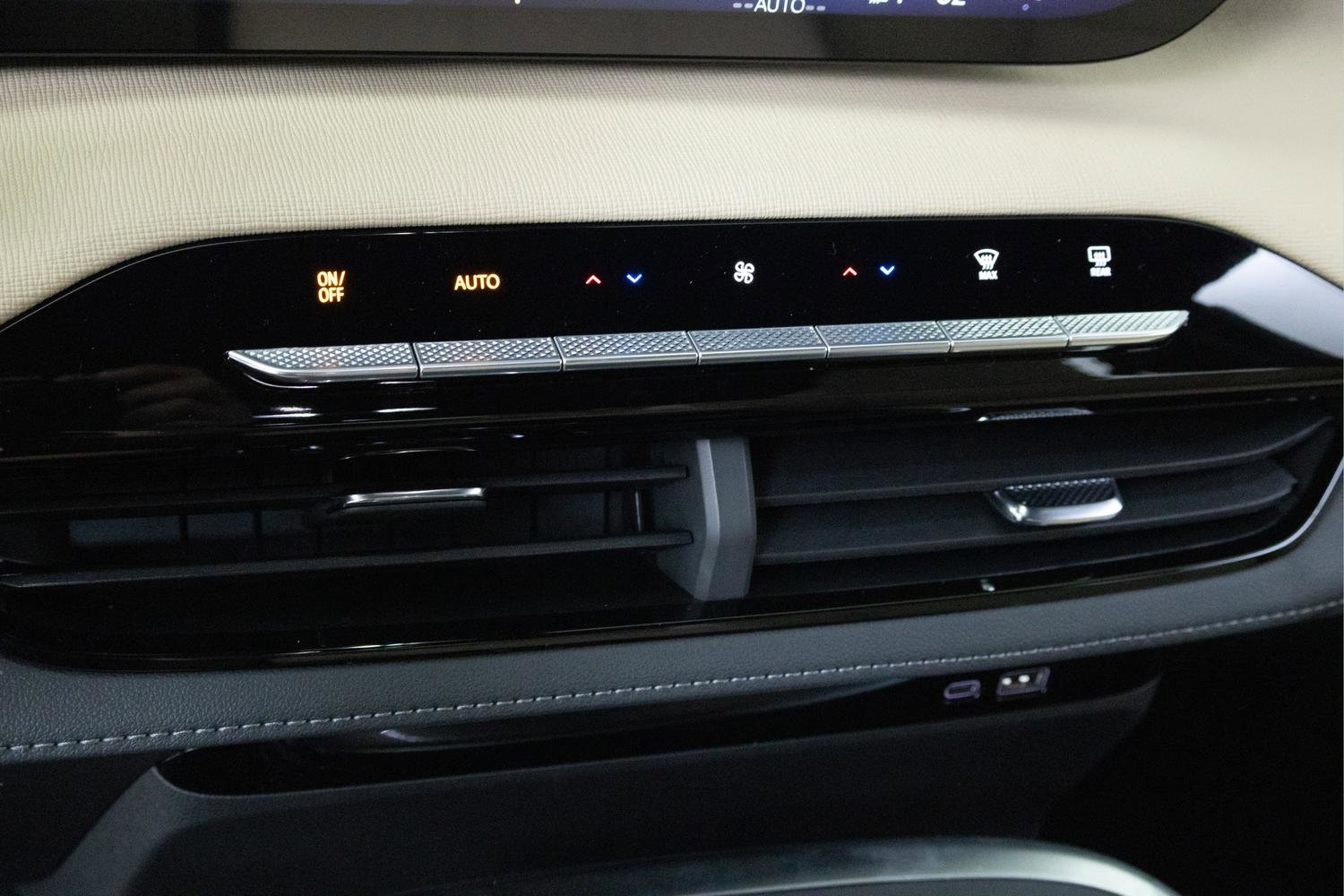Certified 2026 Buick Enclave Preferred FWD image 14