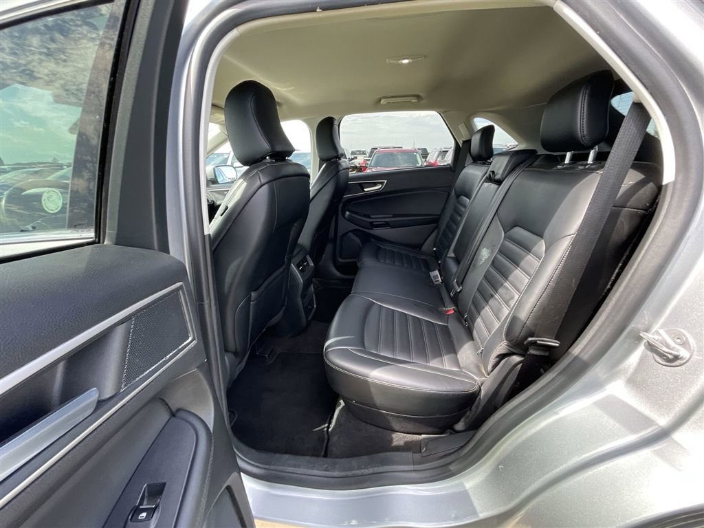 Used 2024 Ford Edge SEL image 25