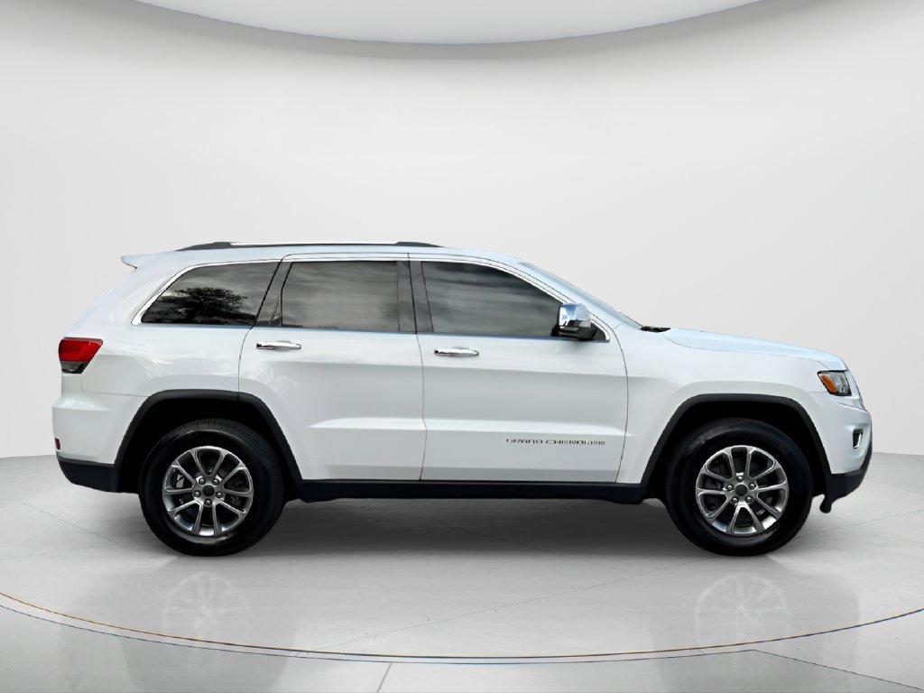 Used 2015 Jeep Grand Cherokee Limited w/ Luxury Group II RWD image 4