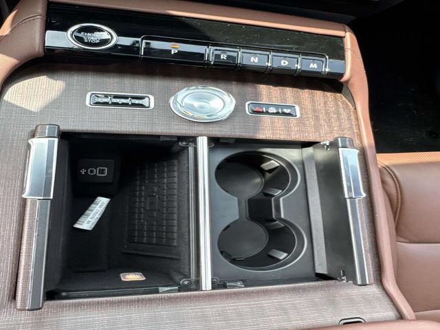 New 2026 Lincoln Navigator L Reserve AWD/4WD image 23
