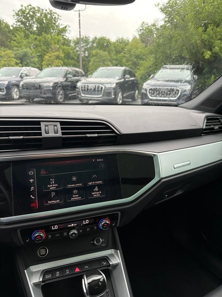 Used 2021 Audi Q3 2.0T Premium AWD/4WD image 19