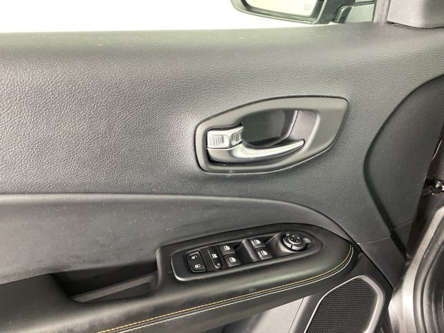 Used 2019 Jeep Compass Sport AWD/4WD image 15