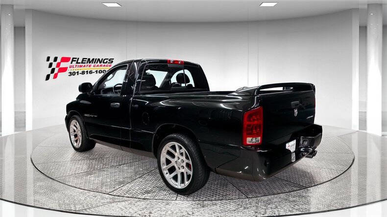 Used 2005 Dodge Ram 1500 Truck 2WD Regular Cab image 2