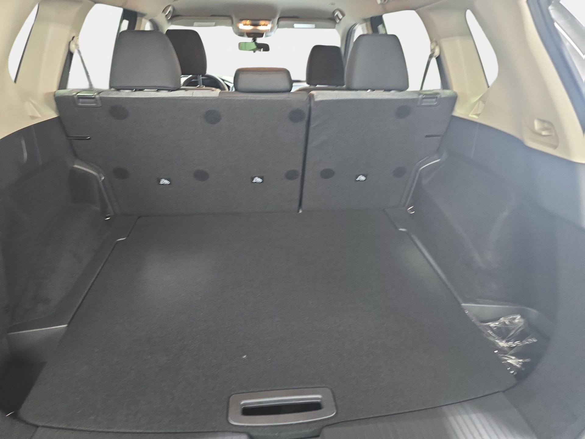 Certified 2023 Nissan Rogue SV FWD image 12