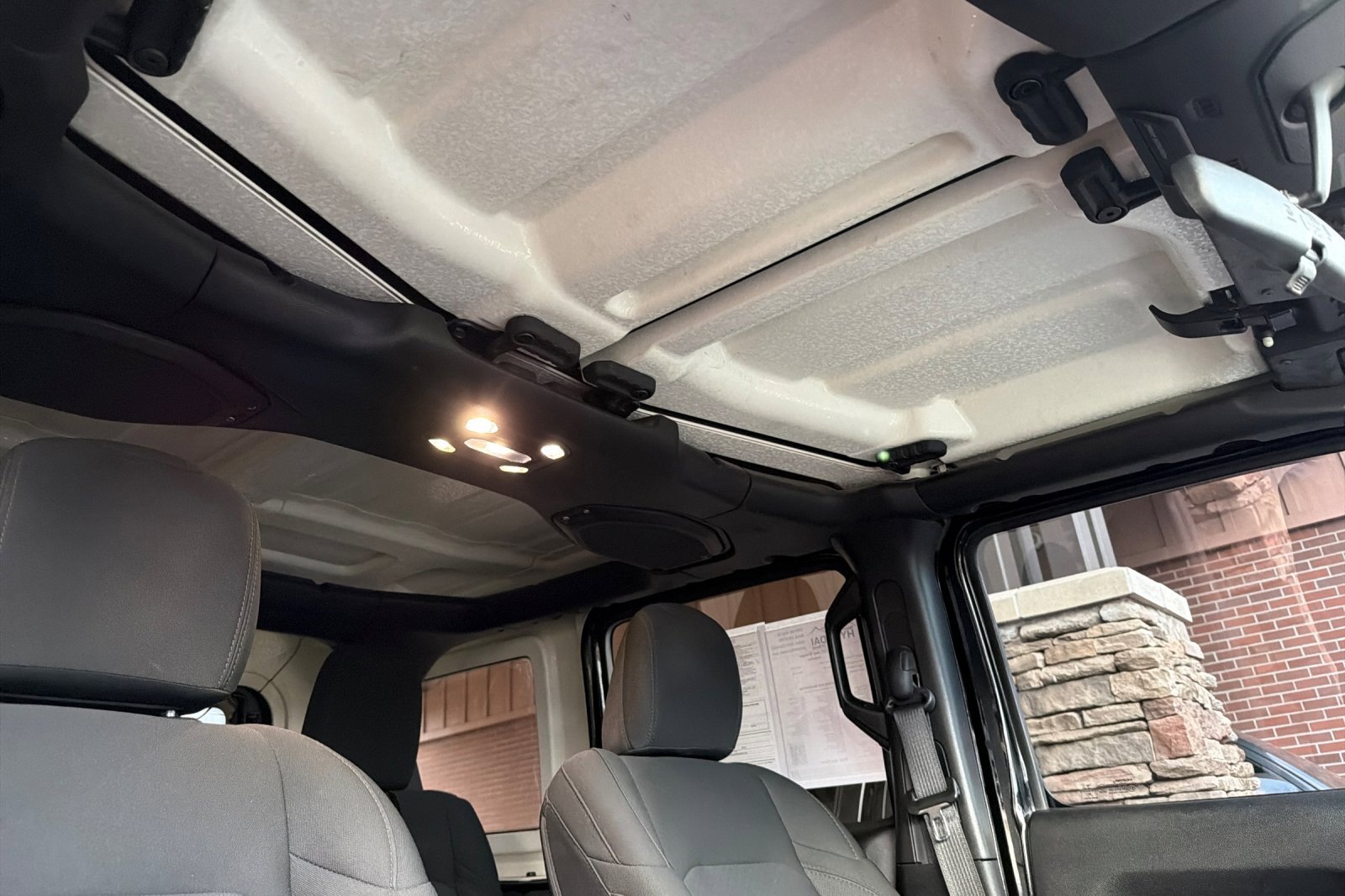 Used 2021 Jeep Wrangler Unlimited Sport image 22