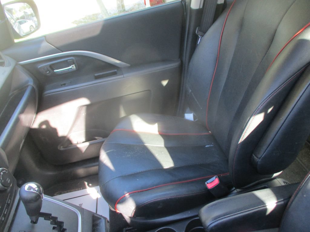 Used 2012 MAZDA MAZDA5 Grand Touring FWD image 12
