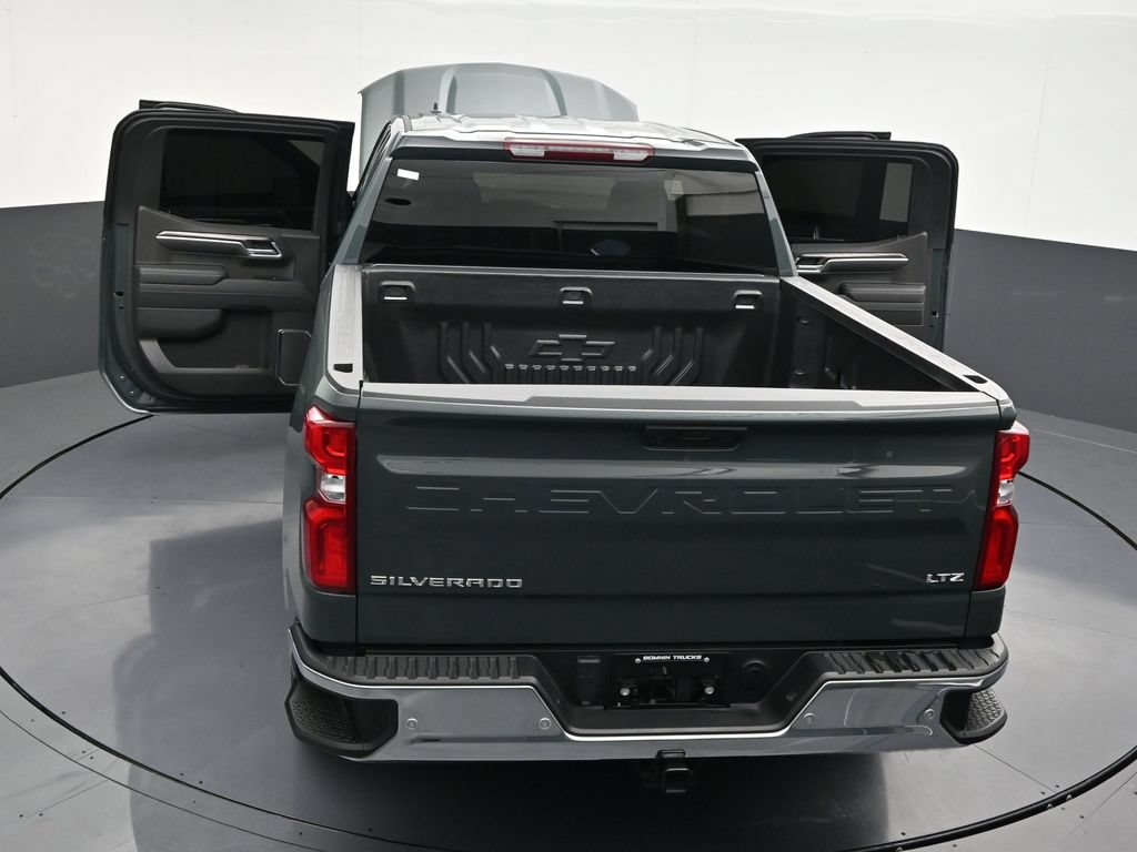 Used 2025 Chevrolet Silverado 1500 LTZ RWD image 34