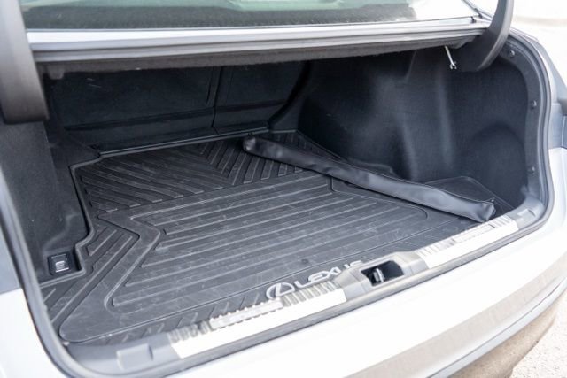 Used 2024 Lexus IS 350 F Sport image 13