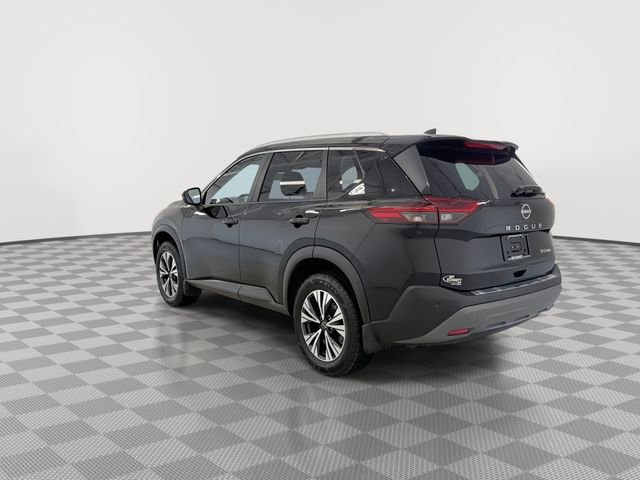 Used 2022 Nissan Rogue SV w/ SV Premium Package image 8