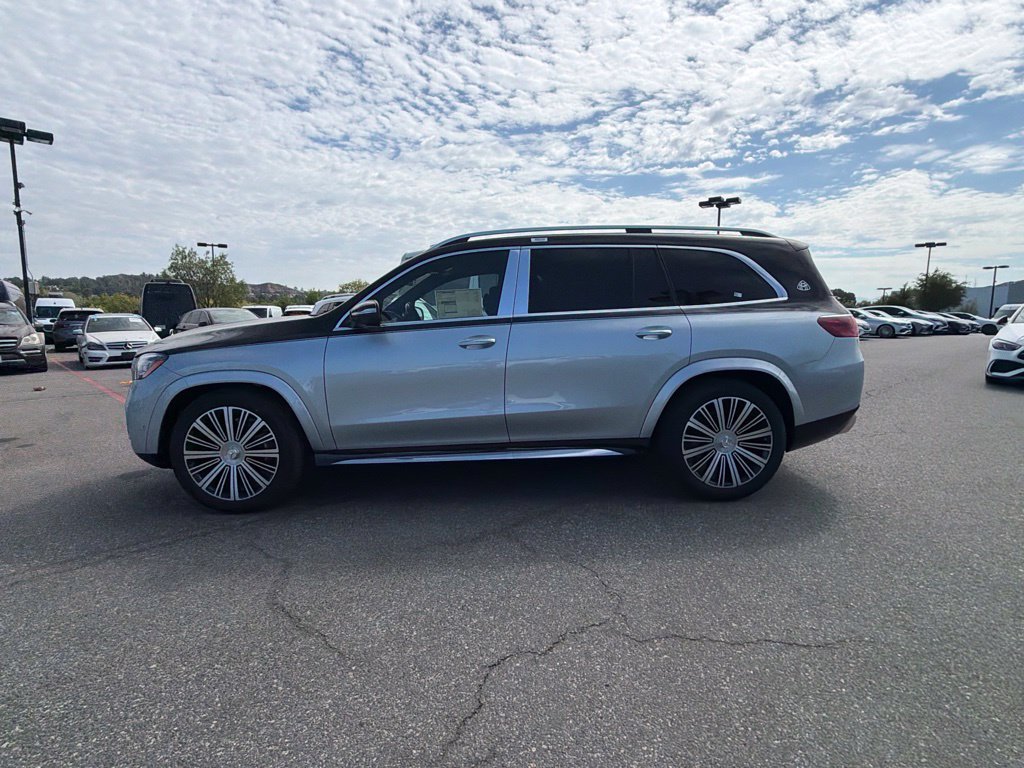 New 2026 Mercedes-Benz Maybach GLS 600 4MATIC image 12