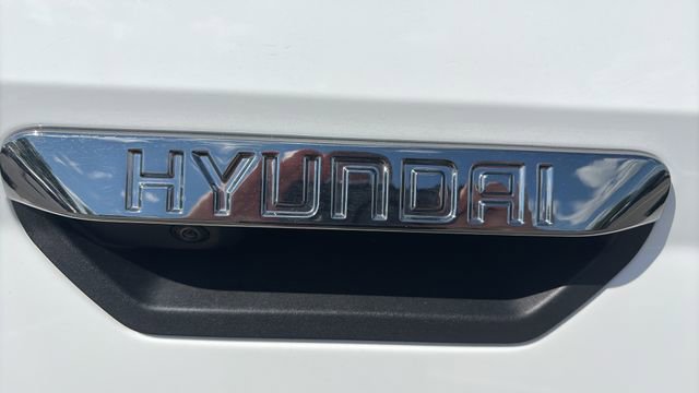 Used 2025 Hyundai Santa Cruz Limited AWD/4WD image 30