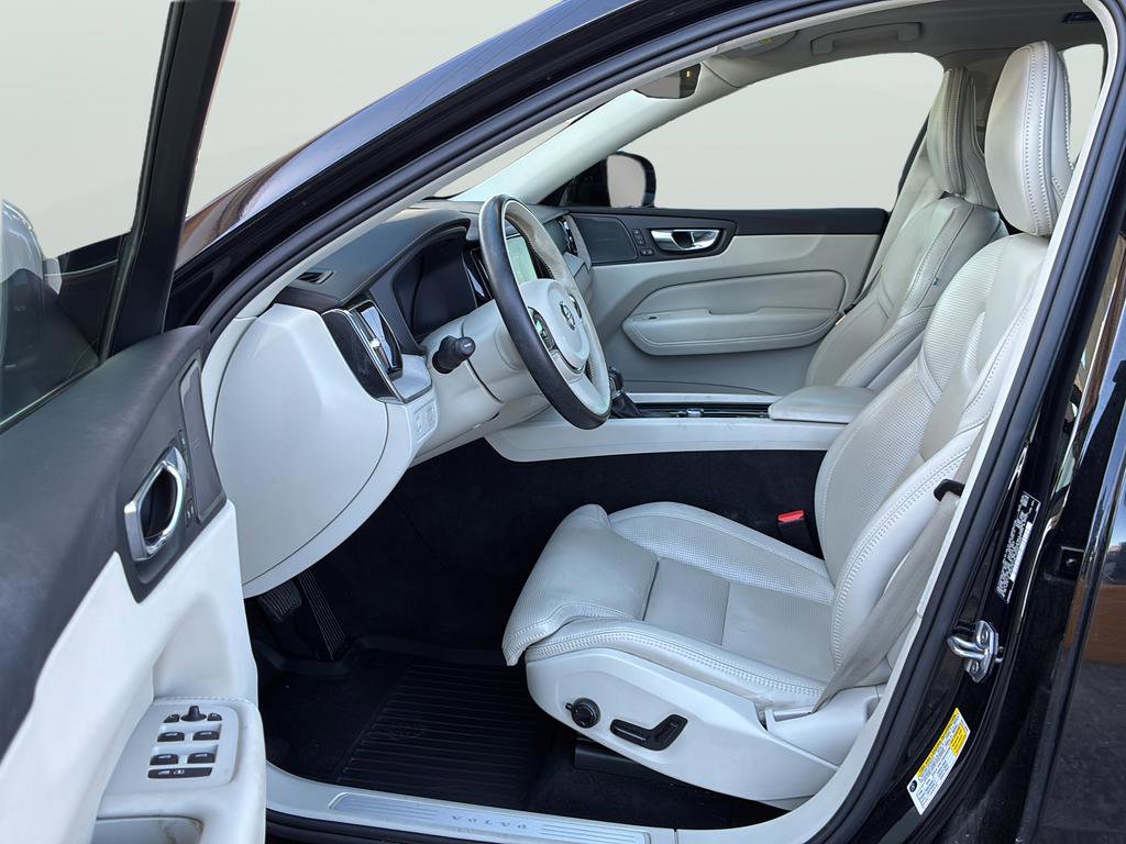 Used 2021 Volvo XC60 T5 Inscription w/ Protection Package Premier FWD image 13